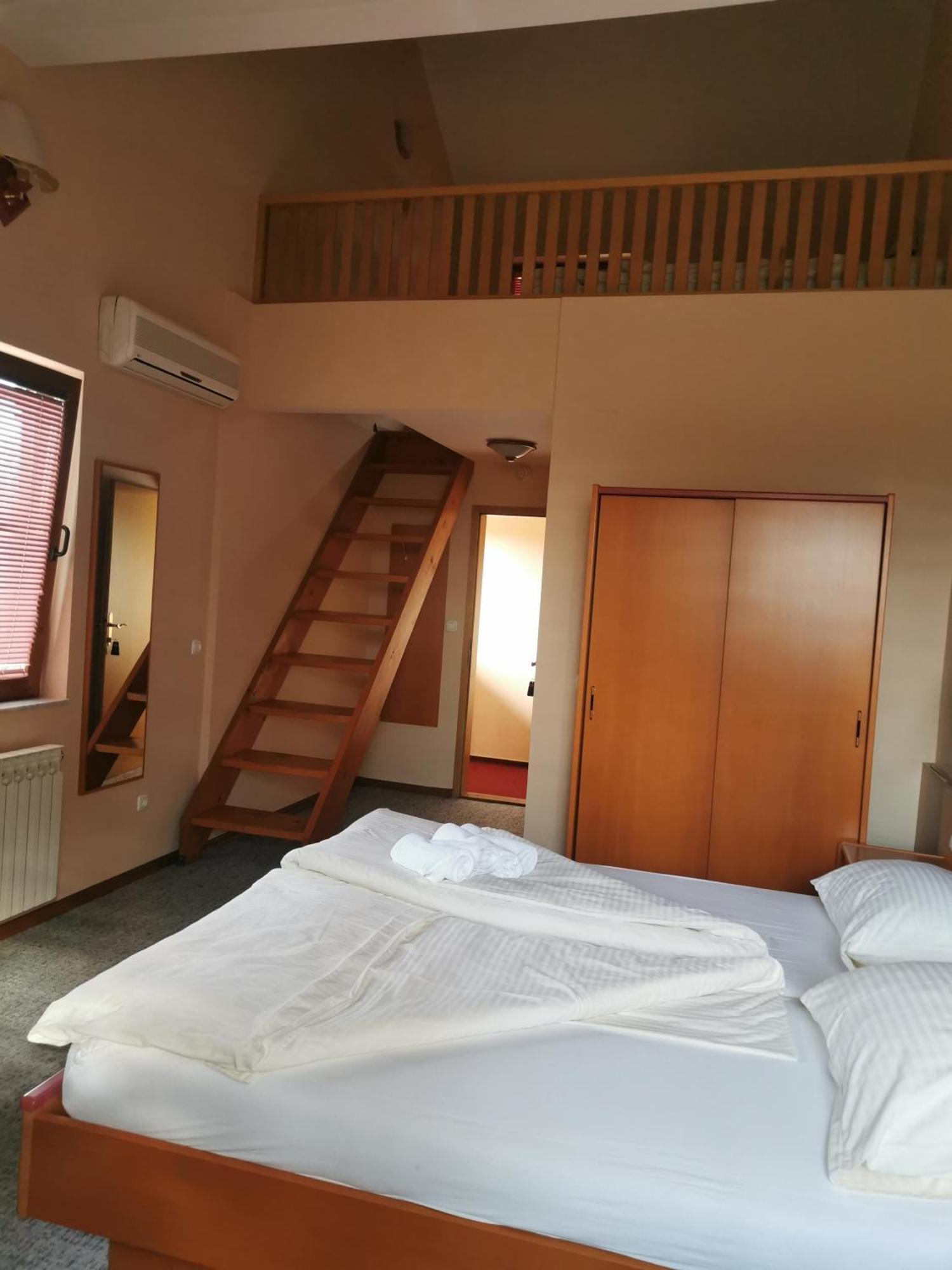 Hotel Delminium Ilidža Zimmer foto